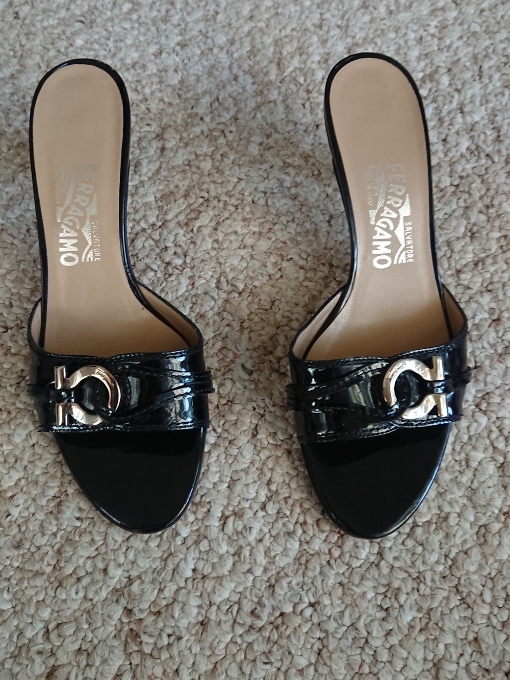 Salvatore Ferragamo Black Patent Leather with logo buckle Slide Sandals size 7.5